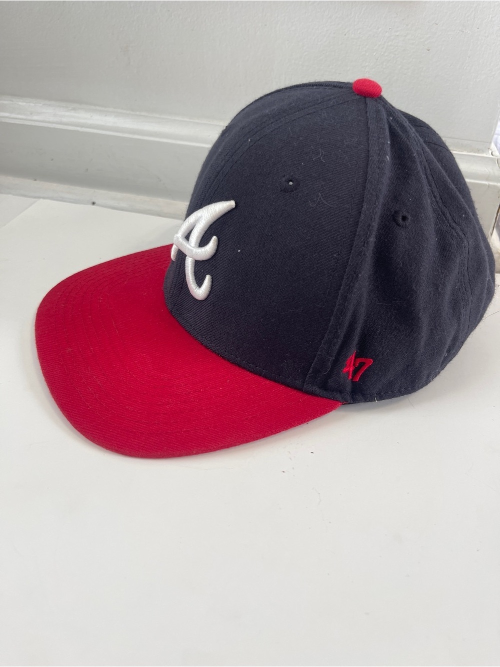 ATLANTA BRAVES MLB 47 BRAND TEAM LOGOS COLORS OSFM CAPTAIN SNAPBACK HAT/CAP - Picture 2 of 6